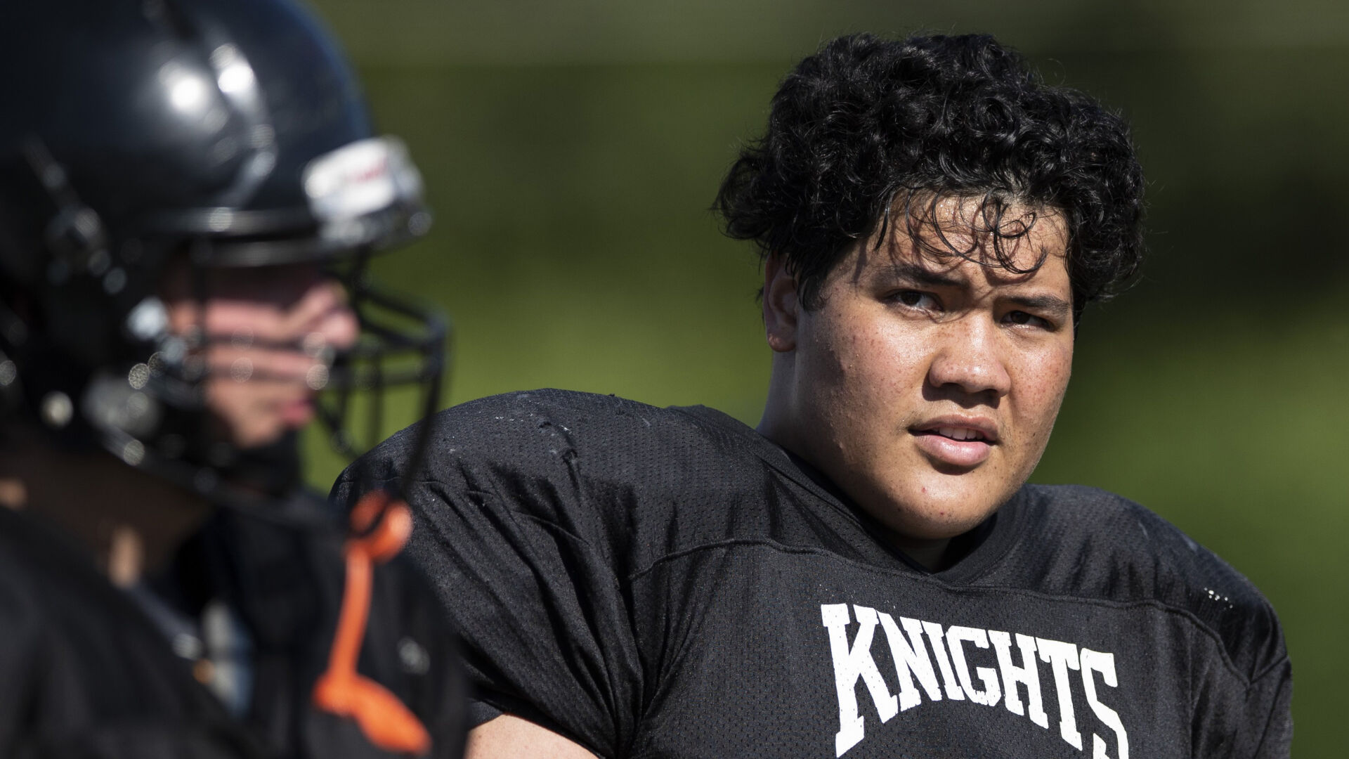 Teivis Tuioti receives an offer to play for his father at Nebraska